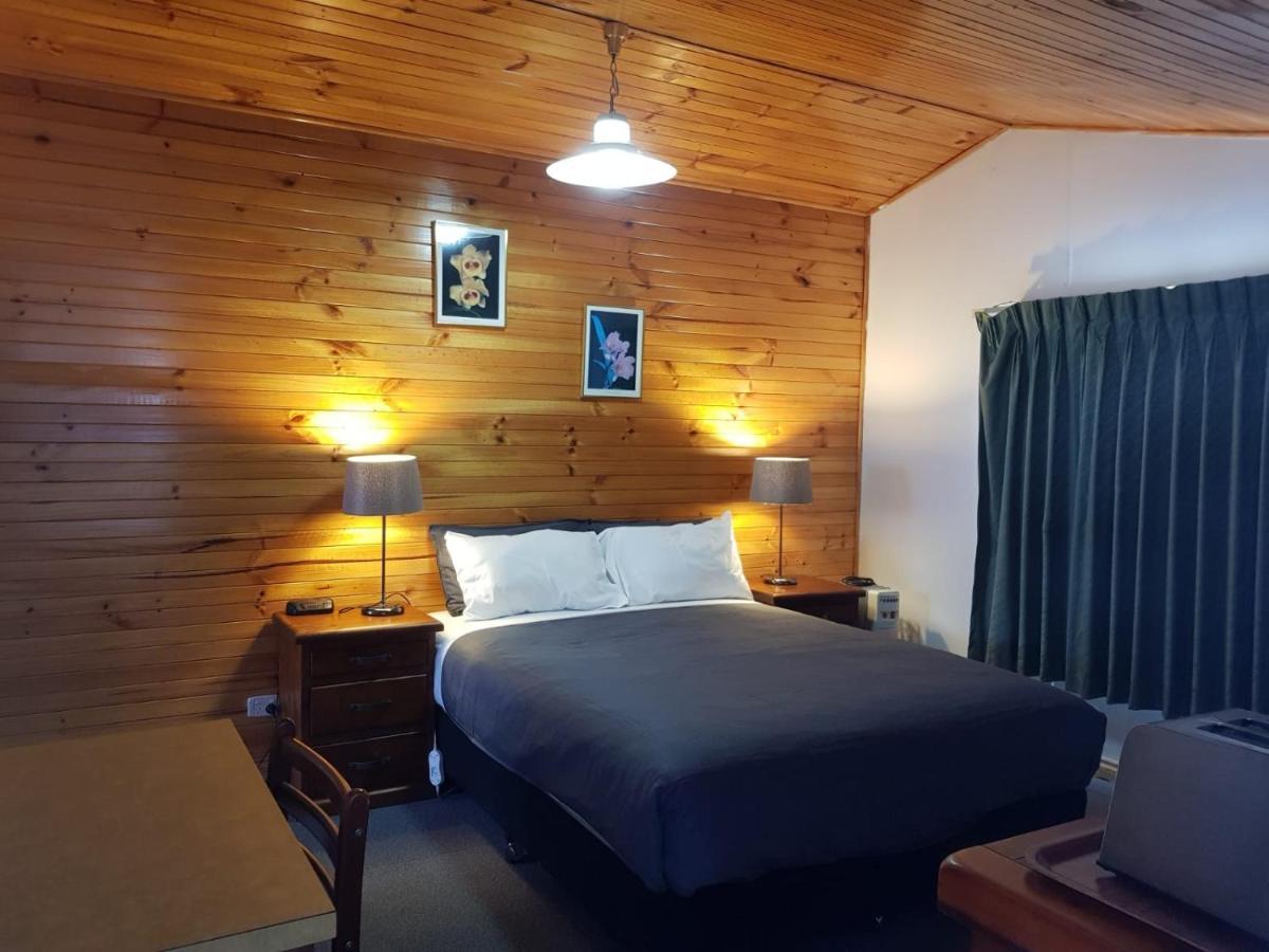 Clunes Motel Kültér fotó