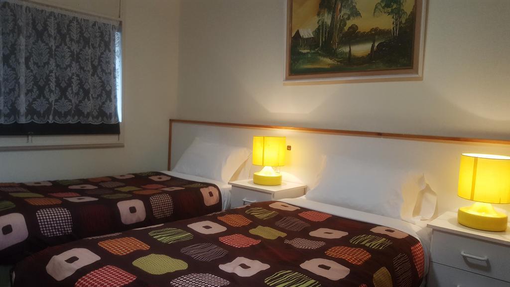 Clunes Motel Kültér fotó