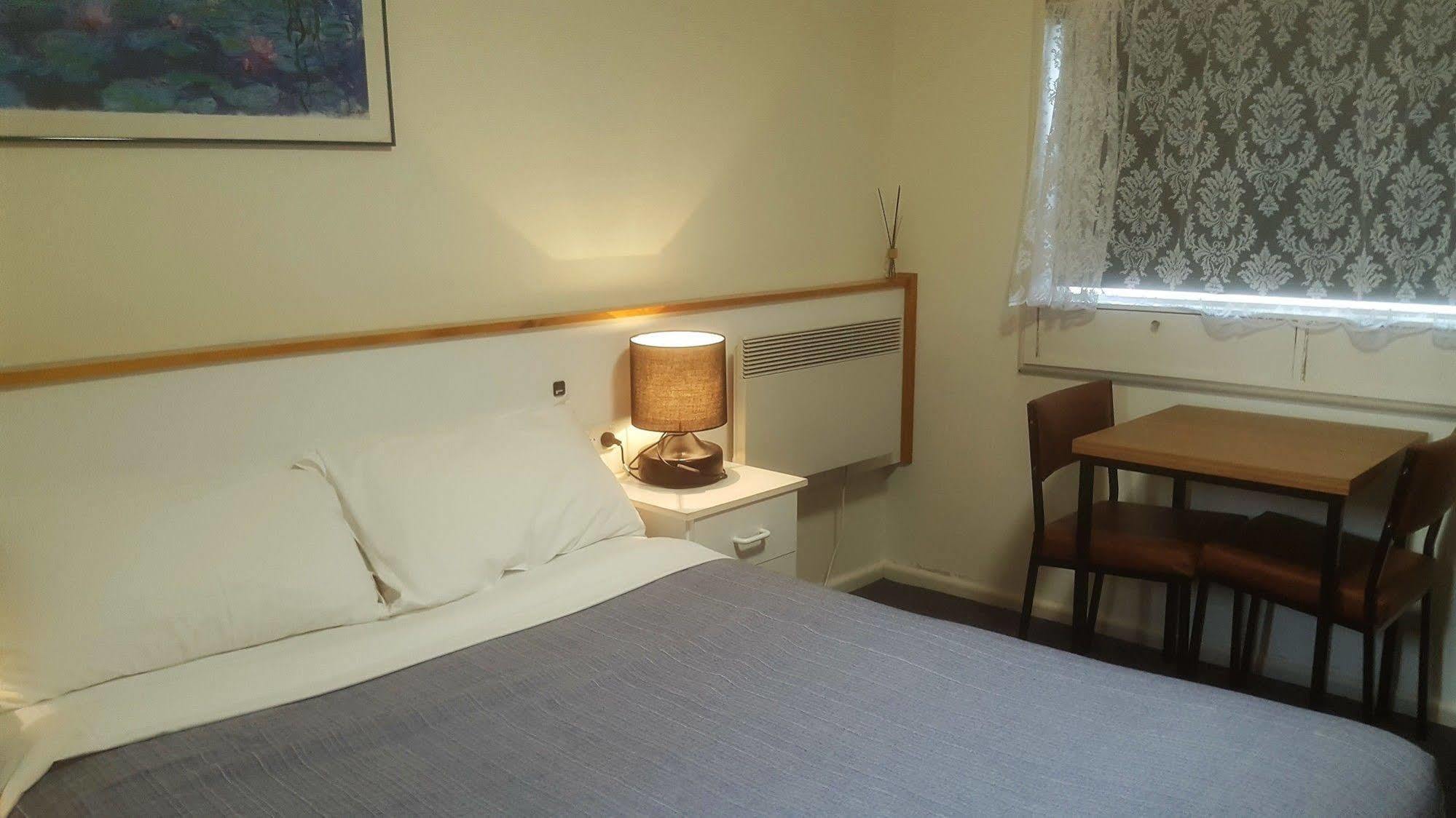 Clunes Motel Kültér fotó